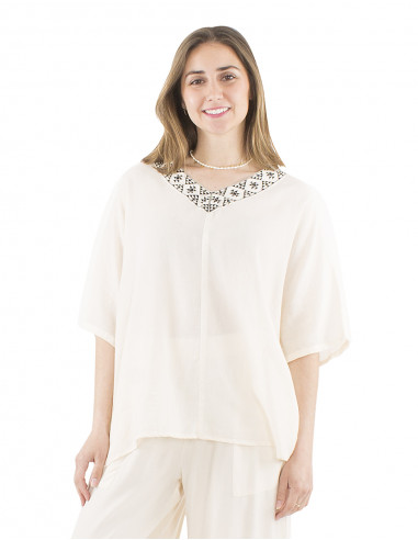 Blusa algodon mousse lisa cuello en v estampada