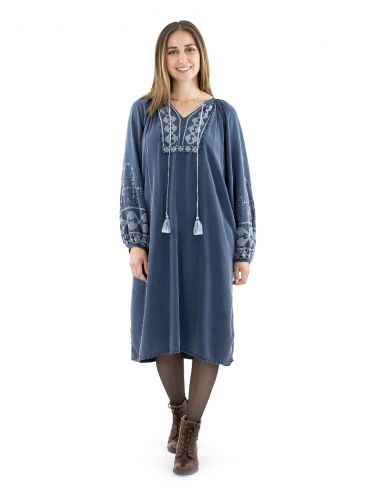 Vestido viscosa sw con bordados y pompones