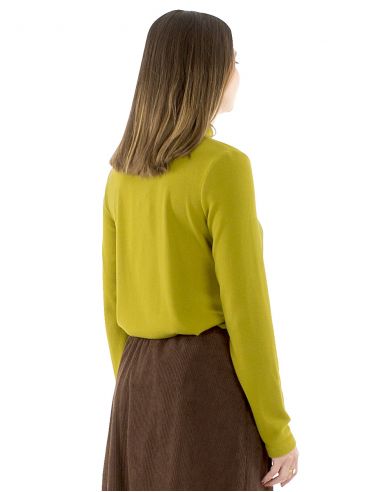 Jersey ligero malla65%viscosa 30%poliéster 5%elastano 8 botones