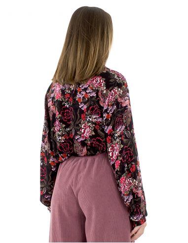 Blusa crepe viscosa abotonada estampado Sakura