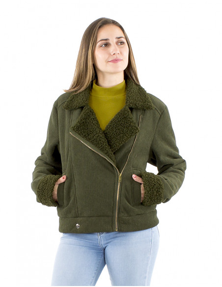 Cazadora poliéster terciopelo lisa con forro poliéster