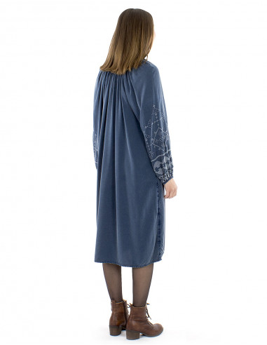 Vestido viscosa sw con bordados y pompones