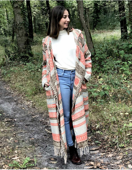 Abrigo largo acrilico capucha flecos Jacquart lineas