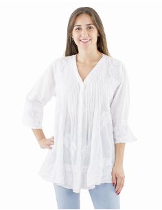 Blusa algodon abotonada bordado mano pliegue pecho