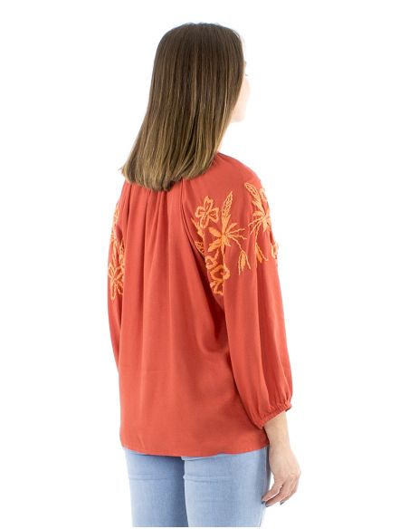 Blusa viscosa bordado mano mangas 3/4
