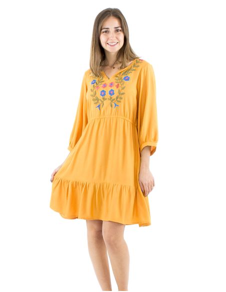 Vestido viscosa bordado mangas 3/4 lisa