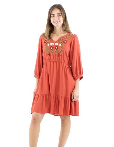 Vestido viscosa bordado mangas 3/4 lisa