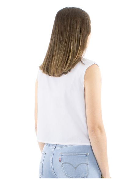 Chaqueta algodon blanco bordado manos sin mangas