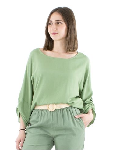 Blusa viscosa lisa mangas mariposa