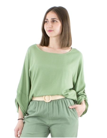 Blusa viscosa lisa mangas mariposa