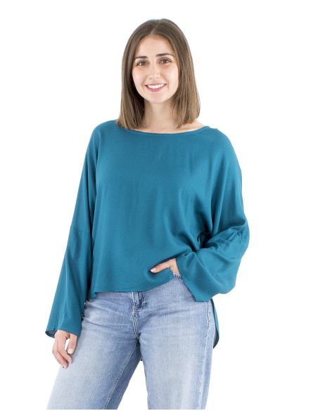 Blusa viscosa lisa mangas mariposa
