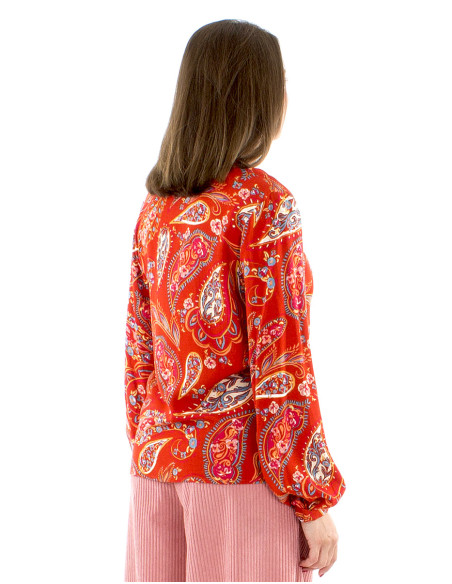 Blusa viscosa mangas largas estampado lianas encaje