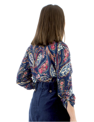 Blusa viscosa mangas largas estampado lianas